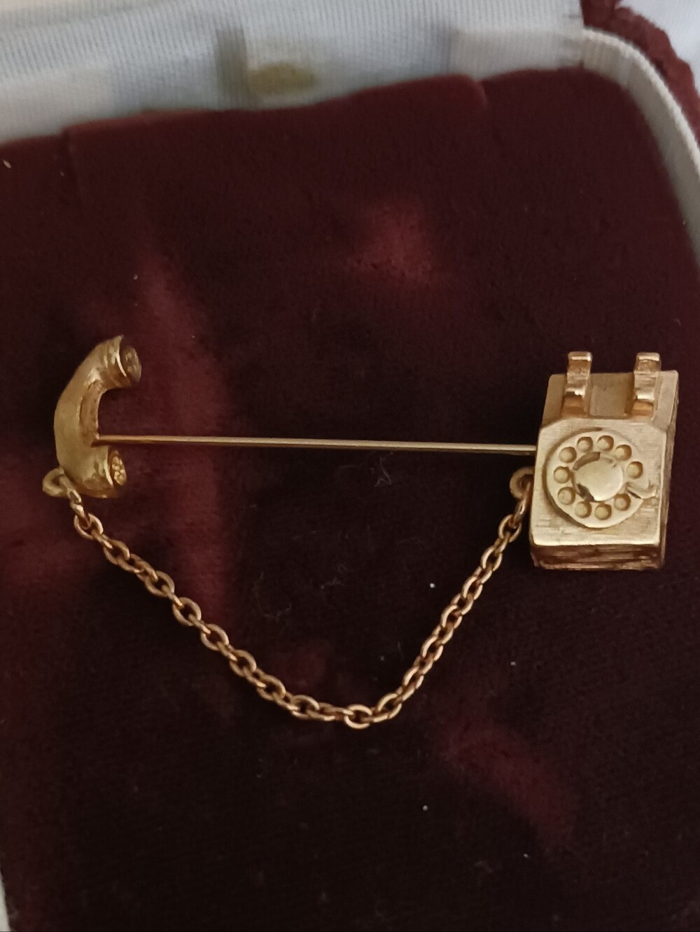 Avon Retro Rotary Phone Pin